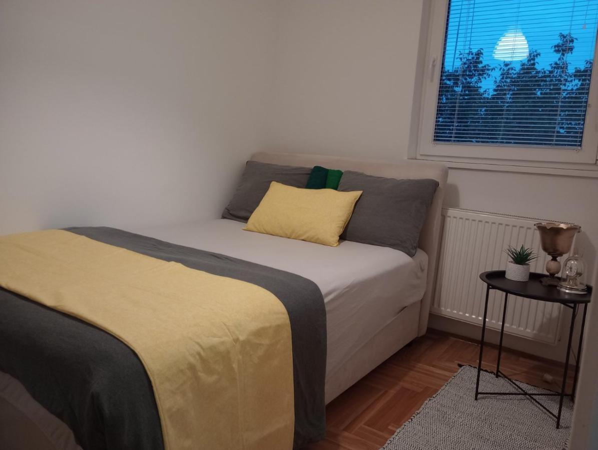 Apartamento Stan U Krnjaci Belgrado Exterior foto